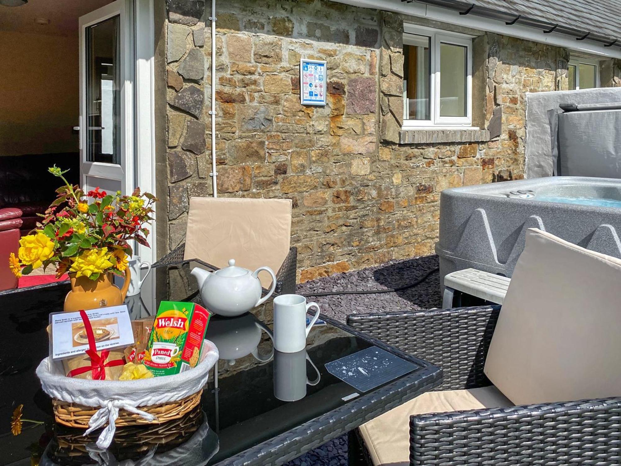 Wren Cottage Llandeilo Exterior photo